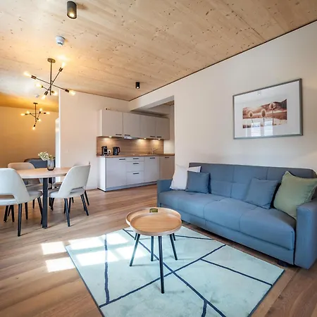 Aparthotel Alte Bäckerei Und Café 4*