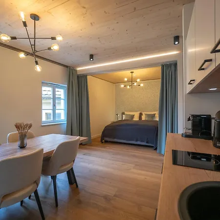 Lägenhetshotell Alte Baeckerei Und Cafe