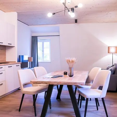 Lägenhetshotell Alte Baeckerei Und Cafe 4*