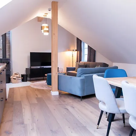 Aparthotel Alte Bäckerei Und Café 4*